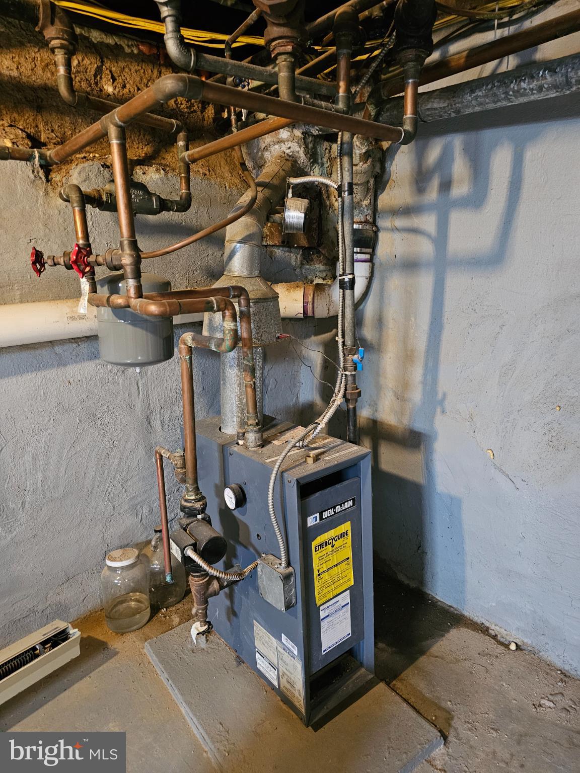 40 North Penn Street Aldan, PA 19018 - Photo 16 of 21 a storage room with washer and dryer