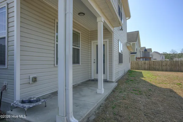 $2,000 | 328 Adobe Lane, Jacksonville, NC 28546