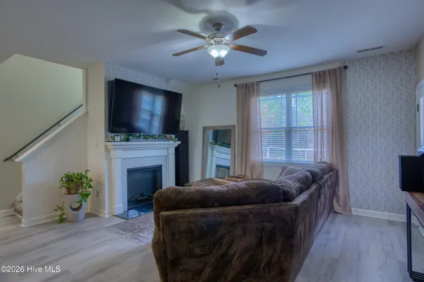 $2,000 | 328 Adobe Lane, Jacksonville, NC 28546
