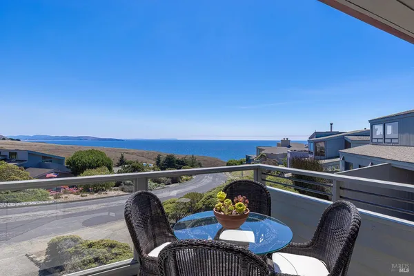$2,095,000 | 20178 Osprey Drive, Bodega Bay, CA 94923