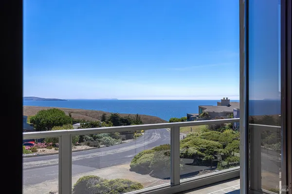 $2,095,000 | 20178 Osprey Drive, Bodega Bay, CA 94923