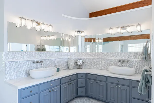 $2,095,000 | 20178 Osprey Drive, Bodega Bay, CA 94923