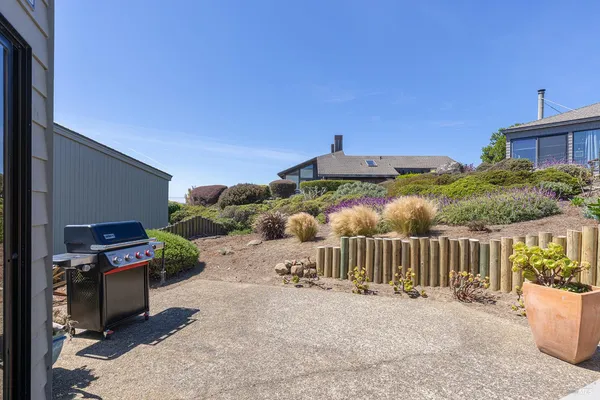 $2,095,000 | 20178 Osprey Drive, Bodega Bay, CA 94923