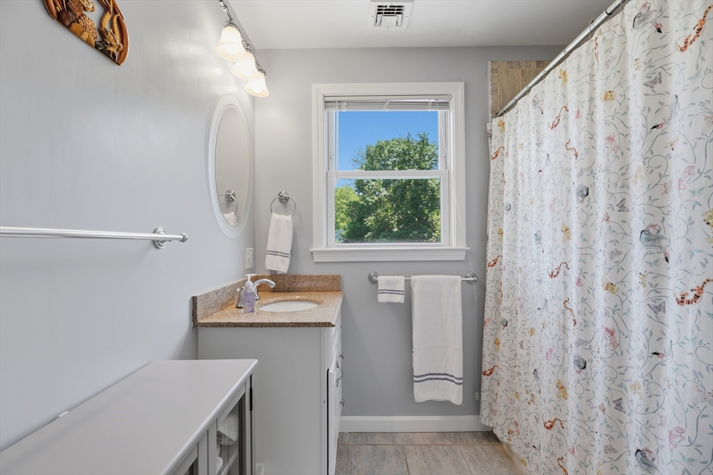 35 Kendrick Road Wakefield, MA 01880 - Photo 22 of 29