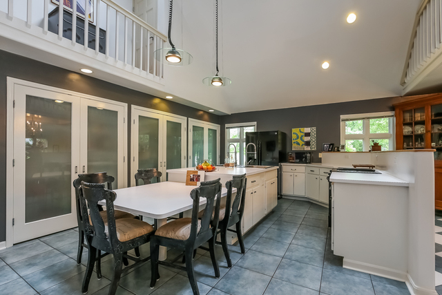 6 Aintree Road St. Charles, IL 60174 - Photo 11 of 59