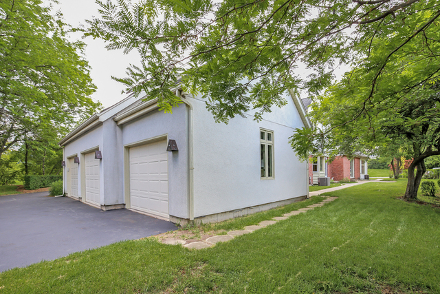 6 Aintree Road St. Charles, IL 60174 - Photo 53 of 59
