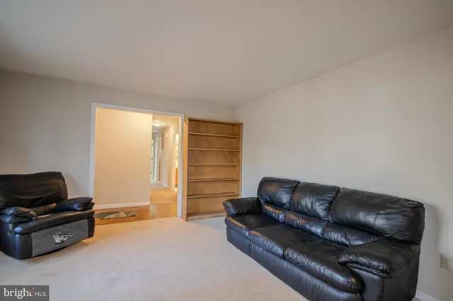 $324,900 | 5867 Kirknewton Drive, Salisbury, MD 21804