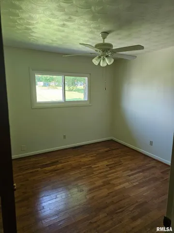 $225,000 | 105-109 North Sunny Slope Street, West Frankfort, IL 62896