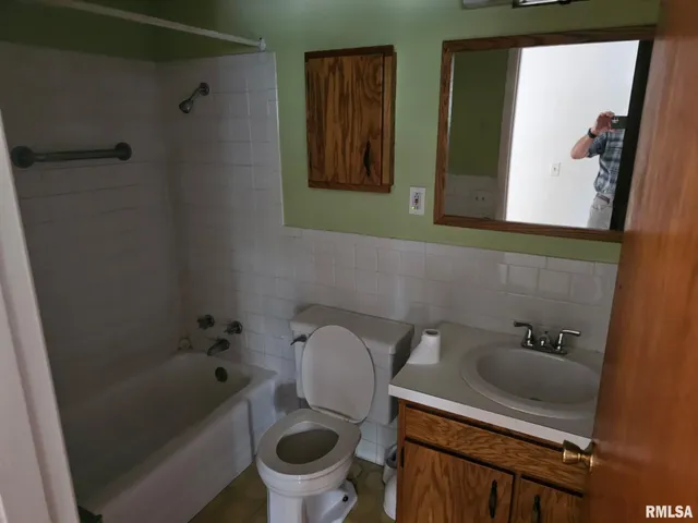 $225,000 | 105-109 North Sunny Slope Street, West Frankfort, IL 62896