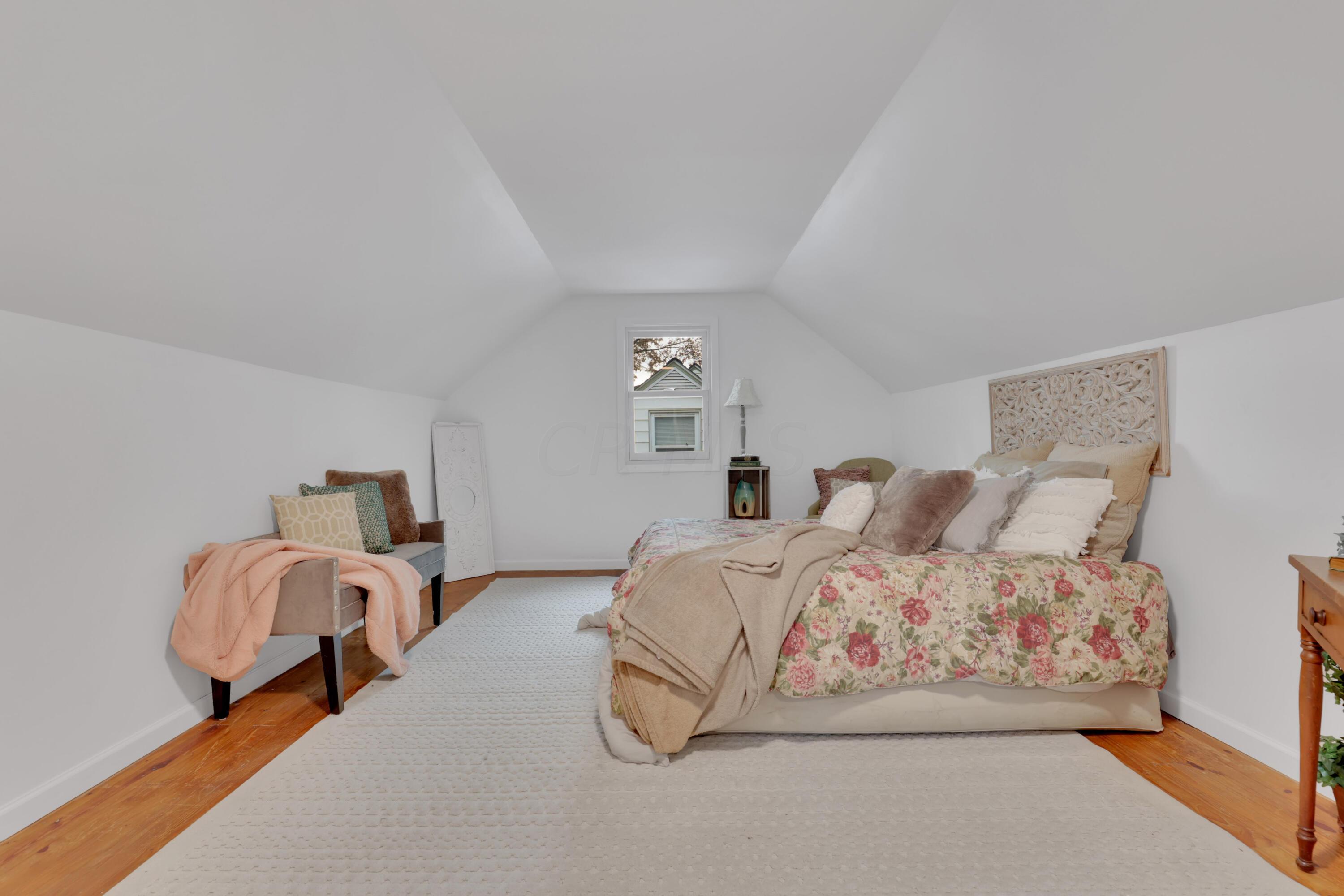 451 Acton Road Columbus, OH 43214 - Photo 28 of 42 Plenty of Space