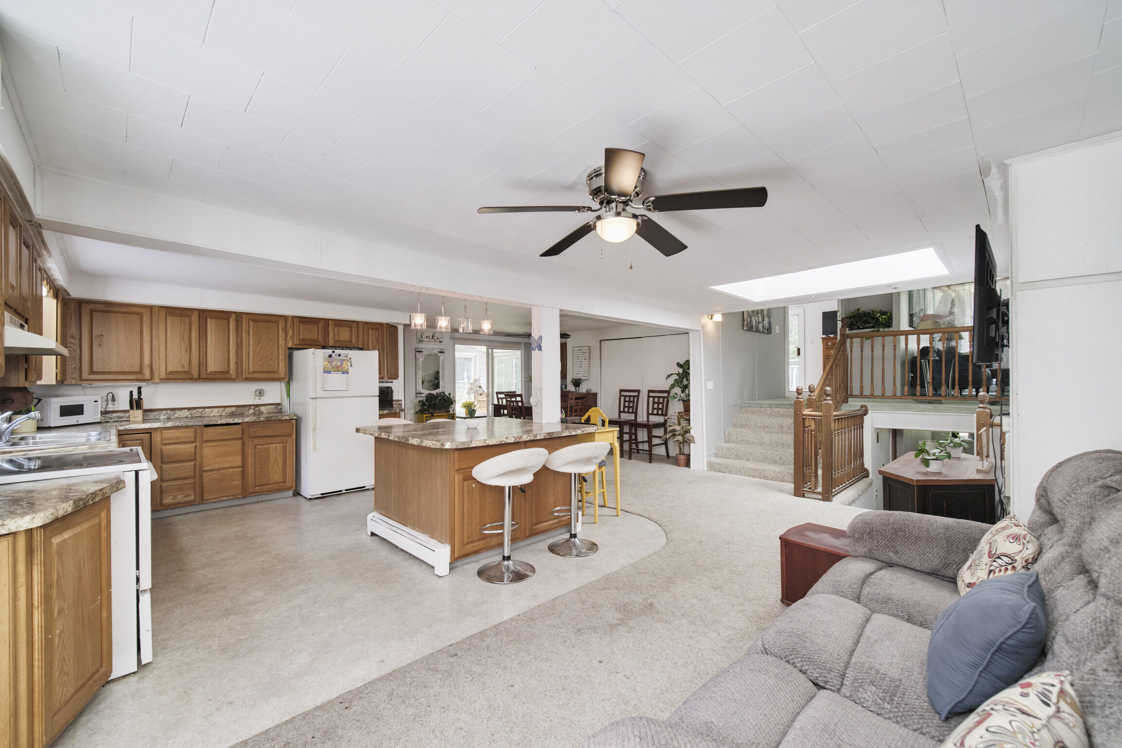 6665 Lakeshore Road Manistee, MI 49660 - Photo 14 of 50 Kitchen