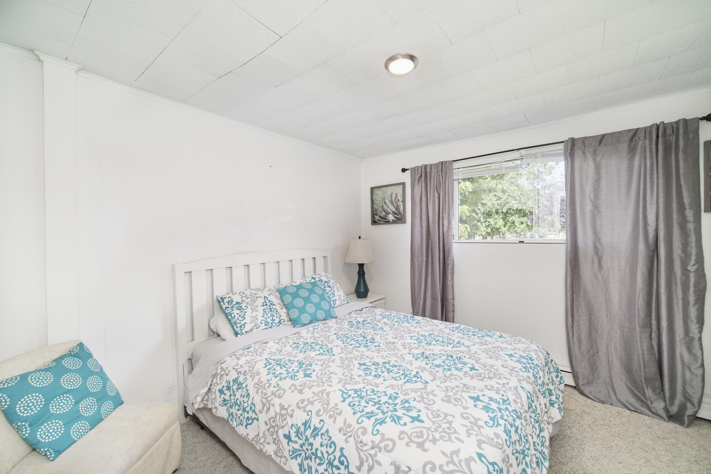 6665 Lakeshore Road Manistee, MI 49660 - Photo 25 of 50 Bedroom 1