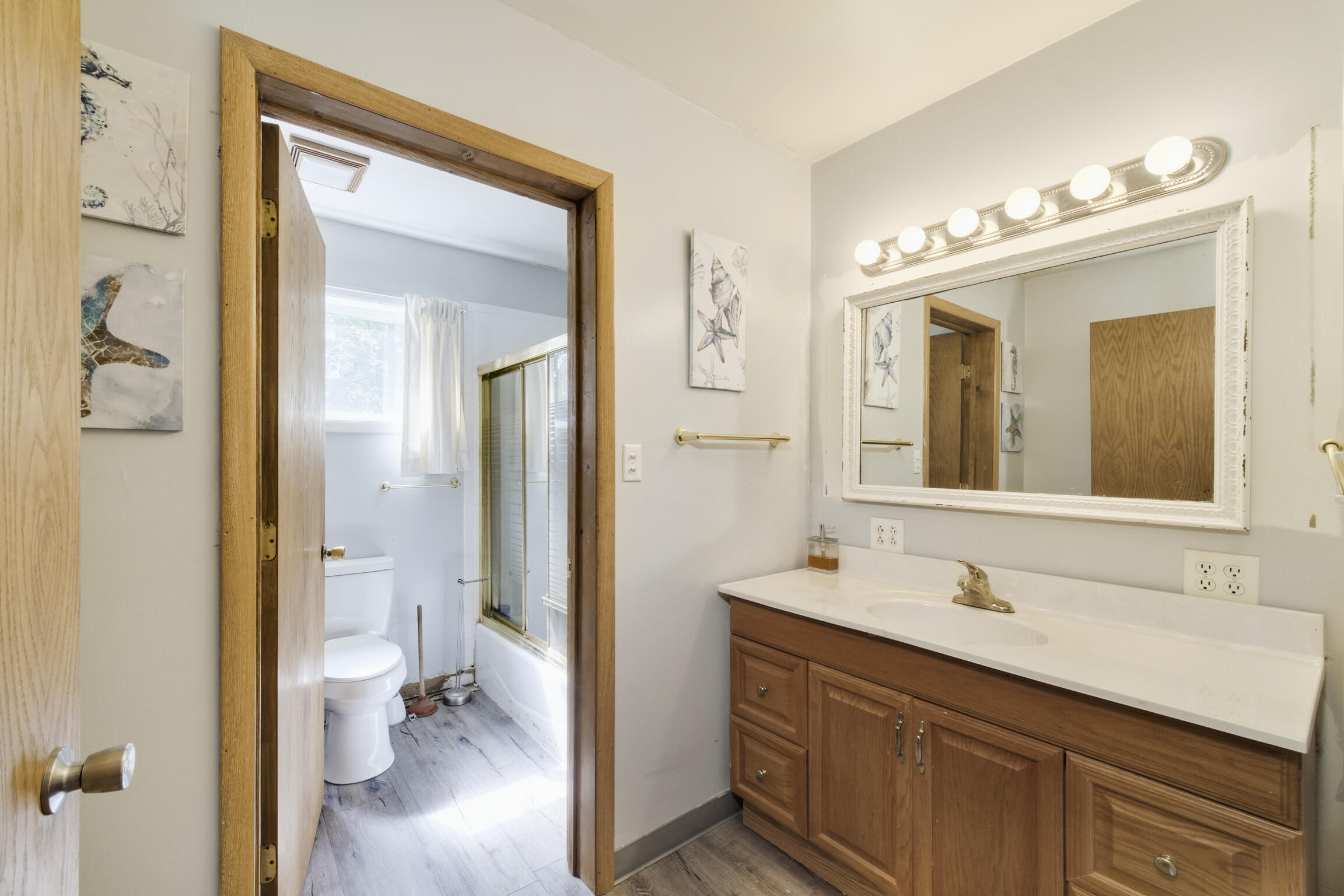 6665 Lakeshore Road Manistee, MI 49660 - Photo 39 of 50 Upper Bathroom