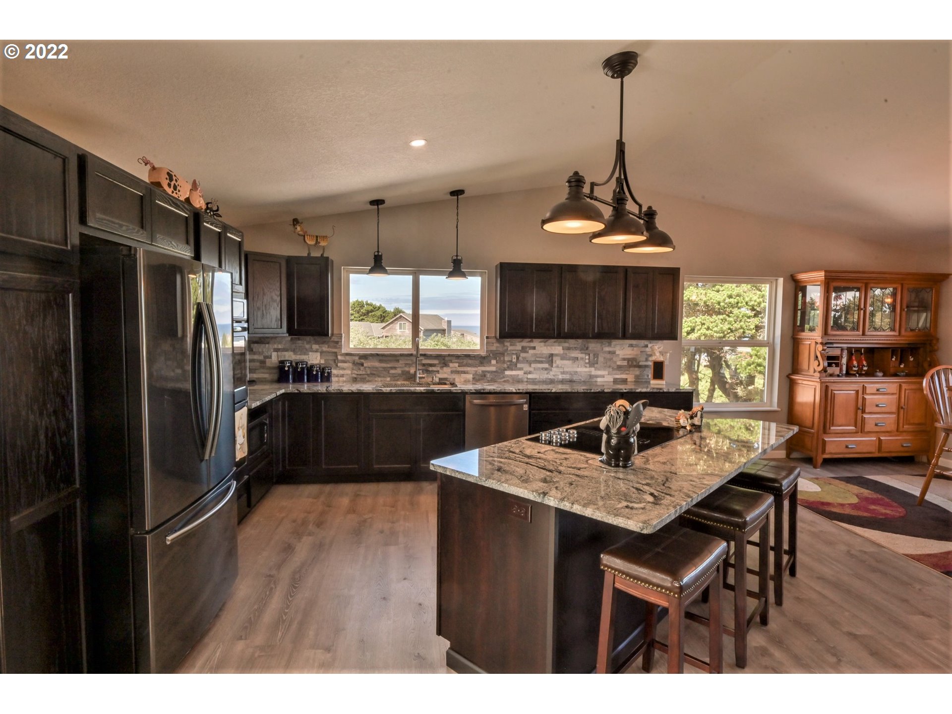 3640 Beach Loop Road Bandon, OR 97411 - Photo 7 of 26 Kitchen