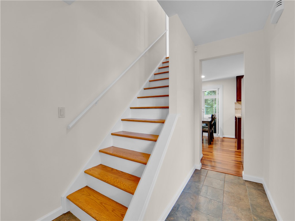 7 Winnermere Circle Perinton, NY 14450 - Photo 20 of 36