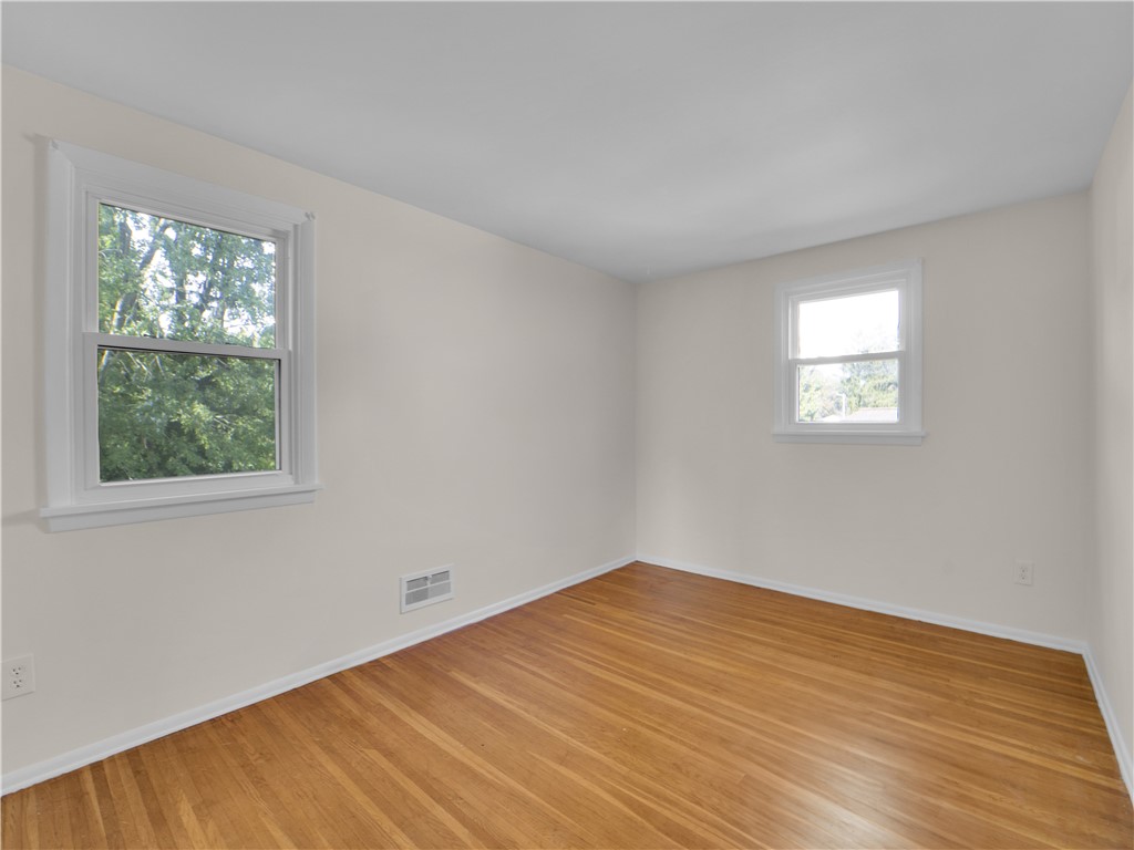 7 Winnermere Circle Perinton, NY 14450 - Photo 30 of 36