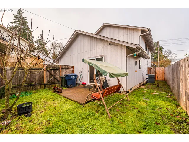 $275,000 | 769 River Road, Eugene, OR 97404