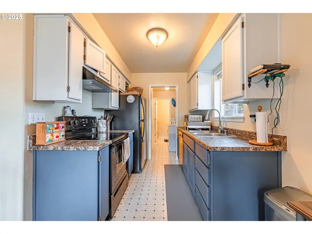 $275,000 | 769 River Road, Eugene, OR 97404