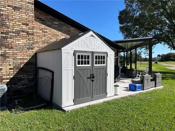 $444,900 | 1800 Lake Salvador Drive, Harvey, LA 70058