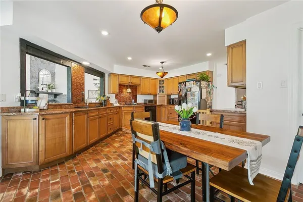 $444,900 | 1800 Lake Salvador Drive, Harvey, LA 70058