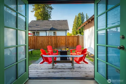 $1,199,999 | 60 2nd Avenue Northeast, Issaquah, WA 98027
