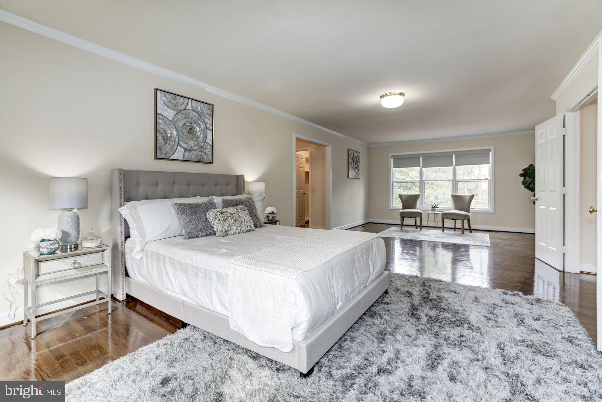10505 Gainsborough Road Potomac, MD 20854 - Photo 18 of 35