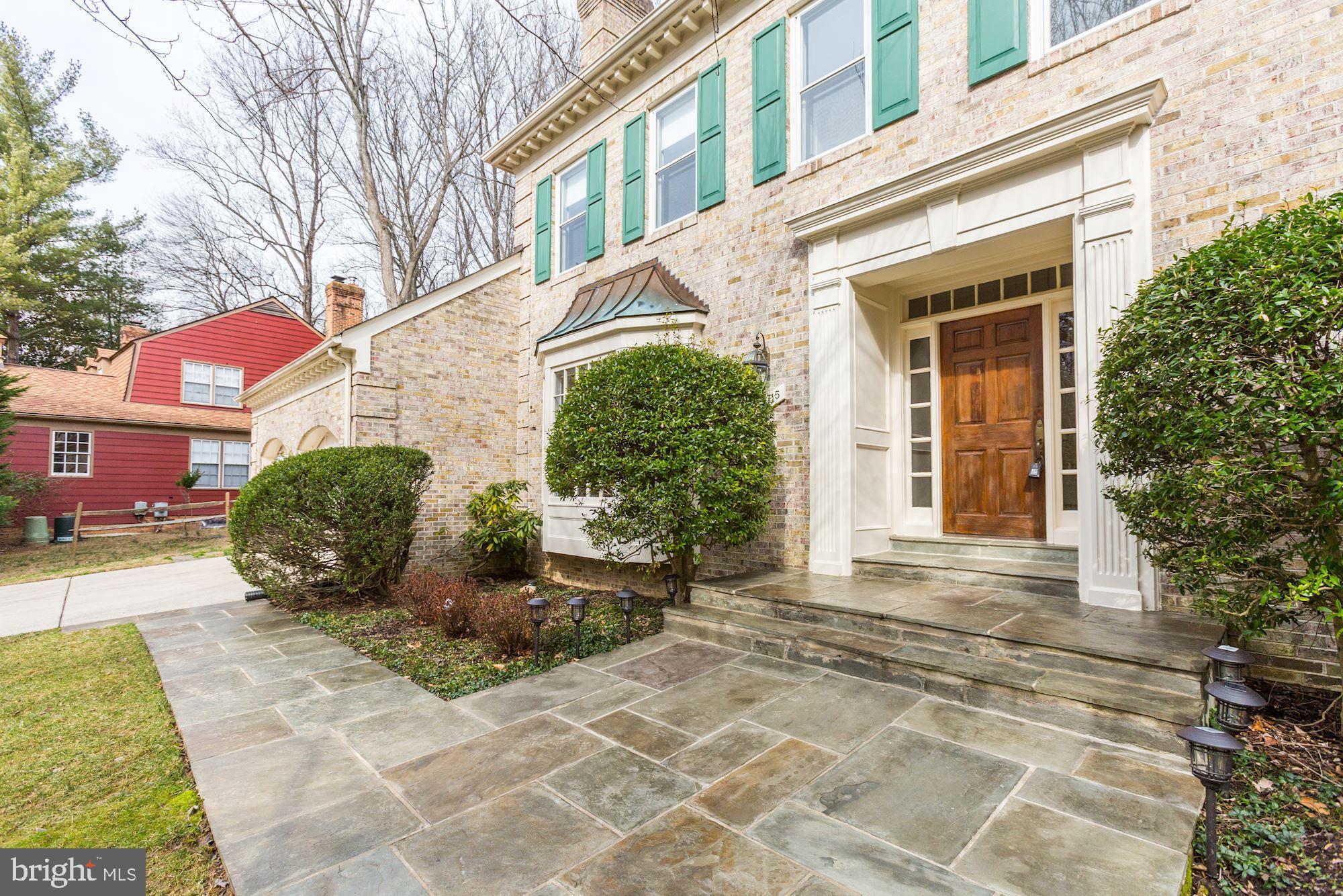 10505 Gainsborough Road Potomac, MD 20854 - Photo 3 of 35