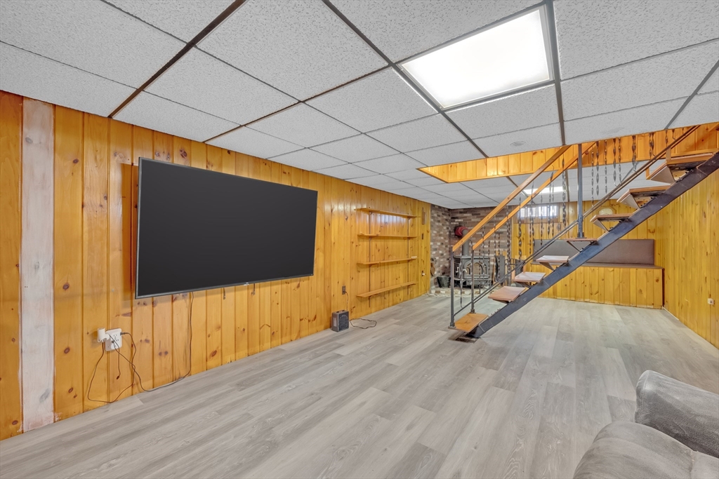 72 Youngs Road Lunenburg, MA 01462 - Photo 20 of 36