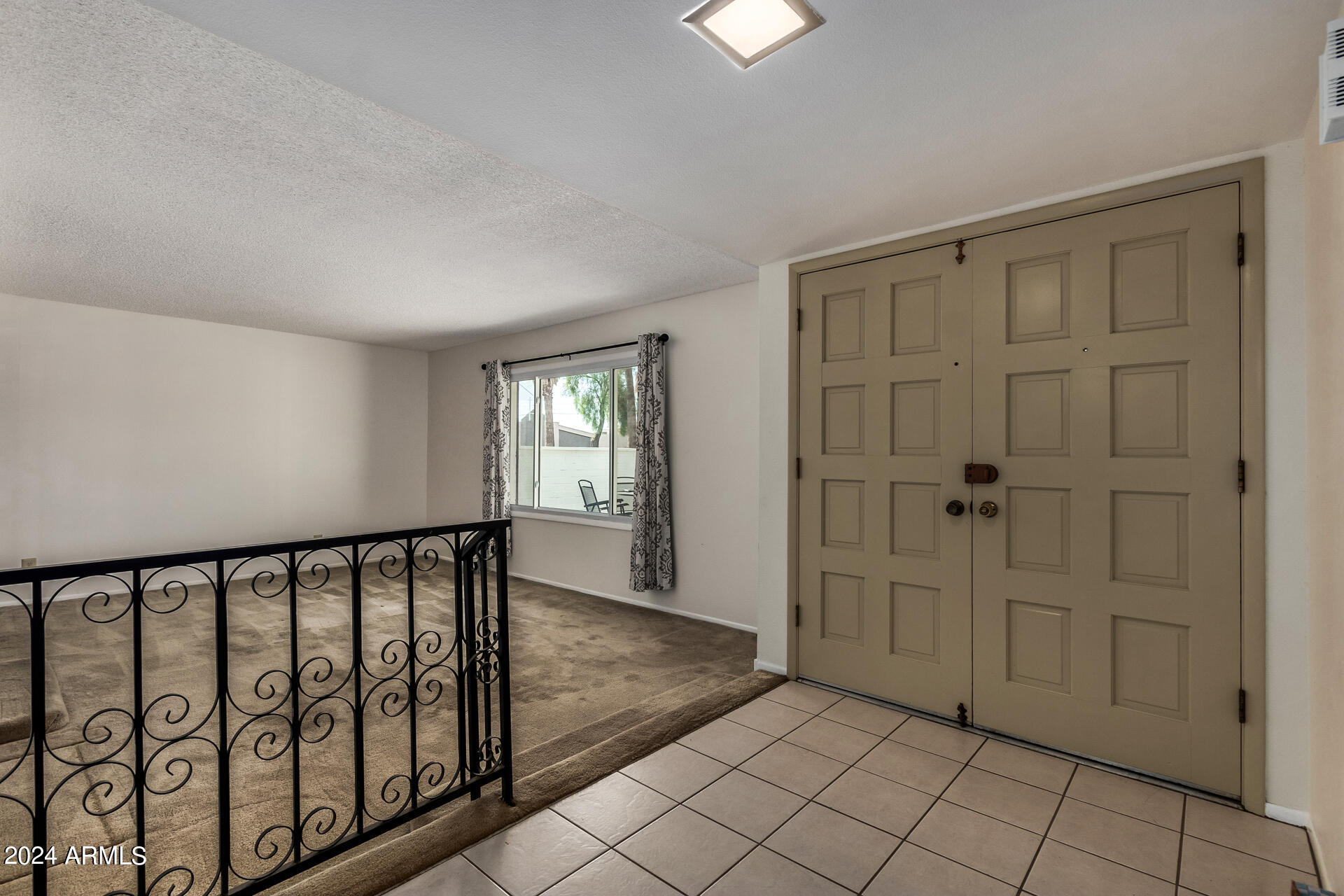 3601 West Greenway Road Phoenix, AZ 85053 - Photo 8 of 35 inside front entrance