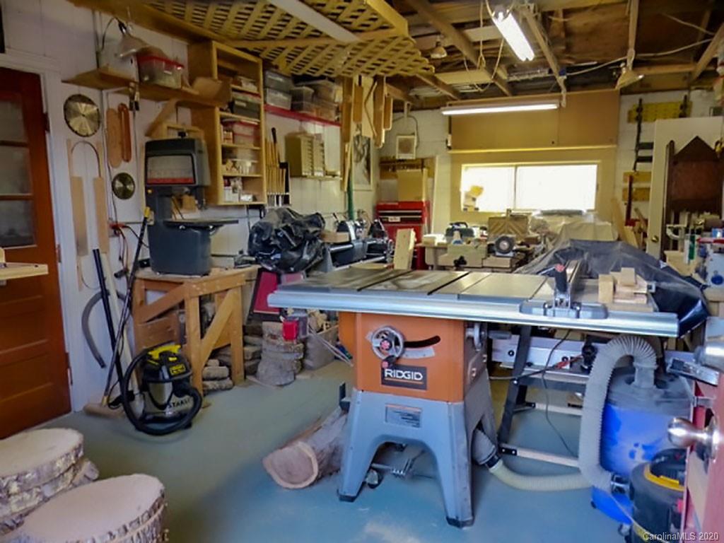 402 Pine Root Branch Road Bakersville, NC 28705 - Photo 15 of 23 Gallery Image 15