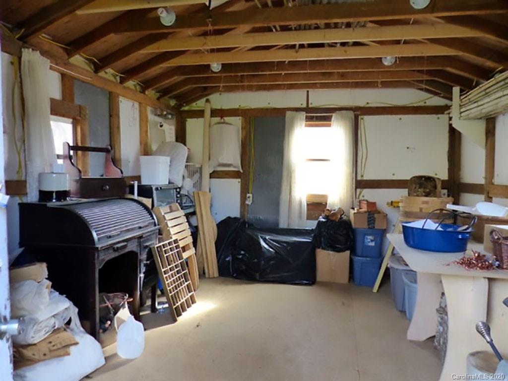402 Pine Root Branch Road Bakersville, NC 28705 - Photo 19 of 23 Gallery Image 19