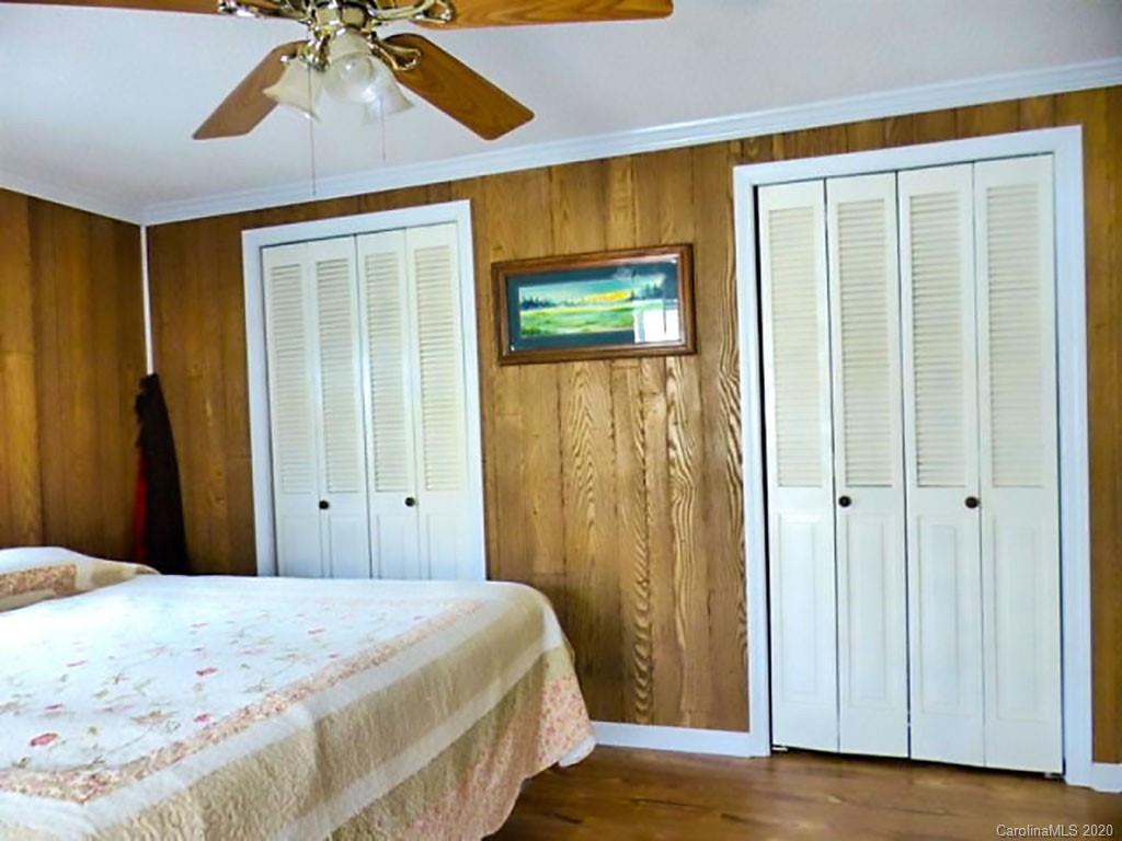 402 Pine Root Branch Road Bakersville, NC 28705 - Photo 6 of 23 Gallery Image 6