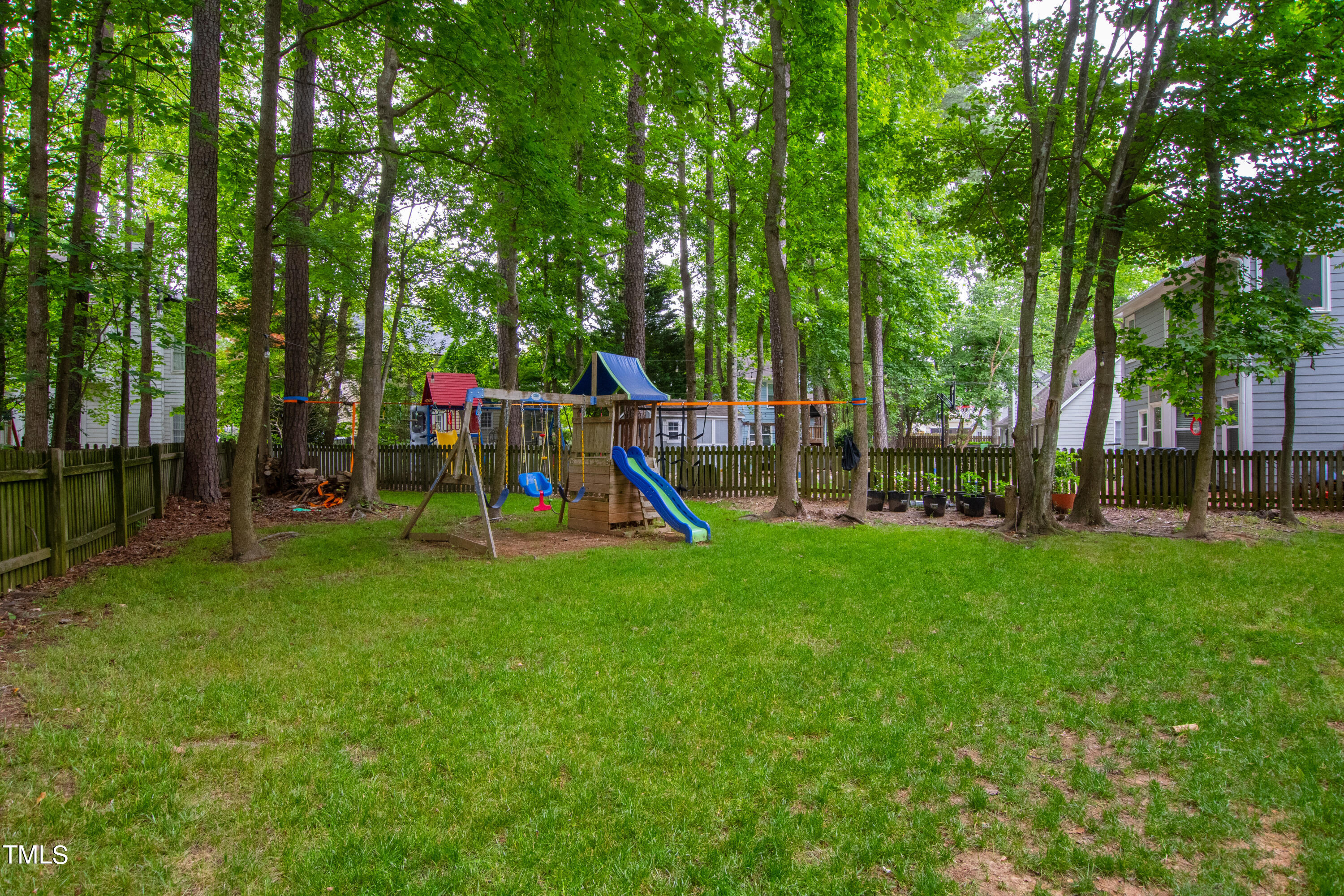 12416 Harcourt Drive Raleigh, NC 27613 - Photo 1 of 19 Back 2