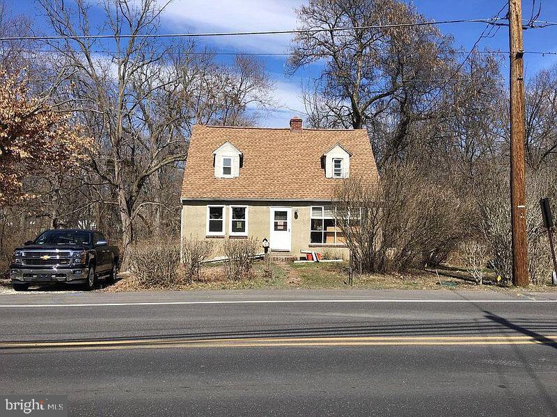 176 Horsham Road Horsham, PA 19044 - Photo 2 of 7 Gallery Image 2