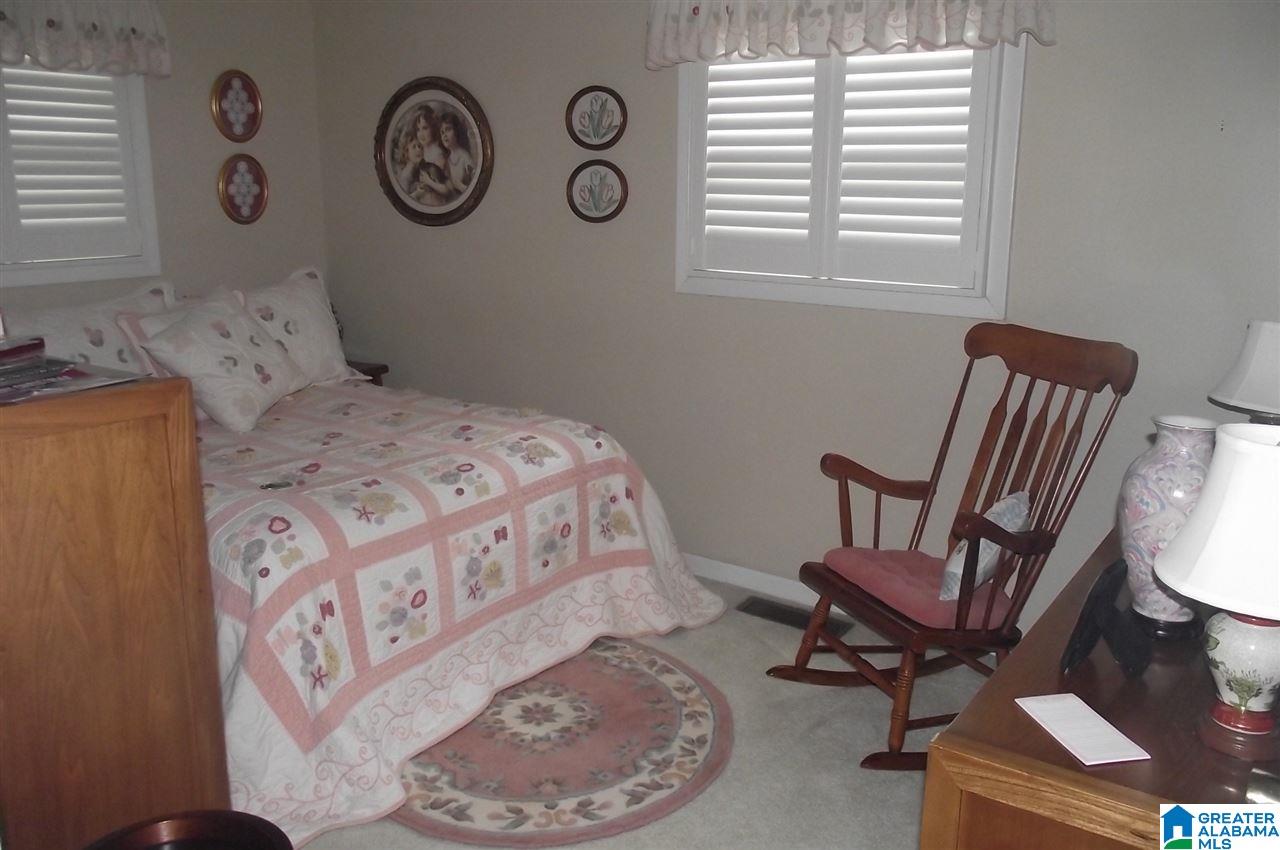 1013 Queensbury Road Birmingham, AL 35209 - Photo 15 of 22