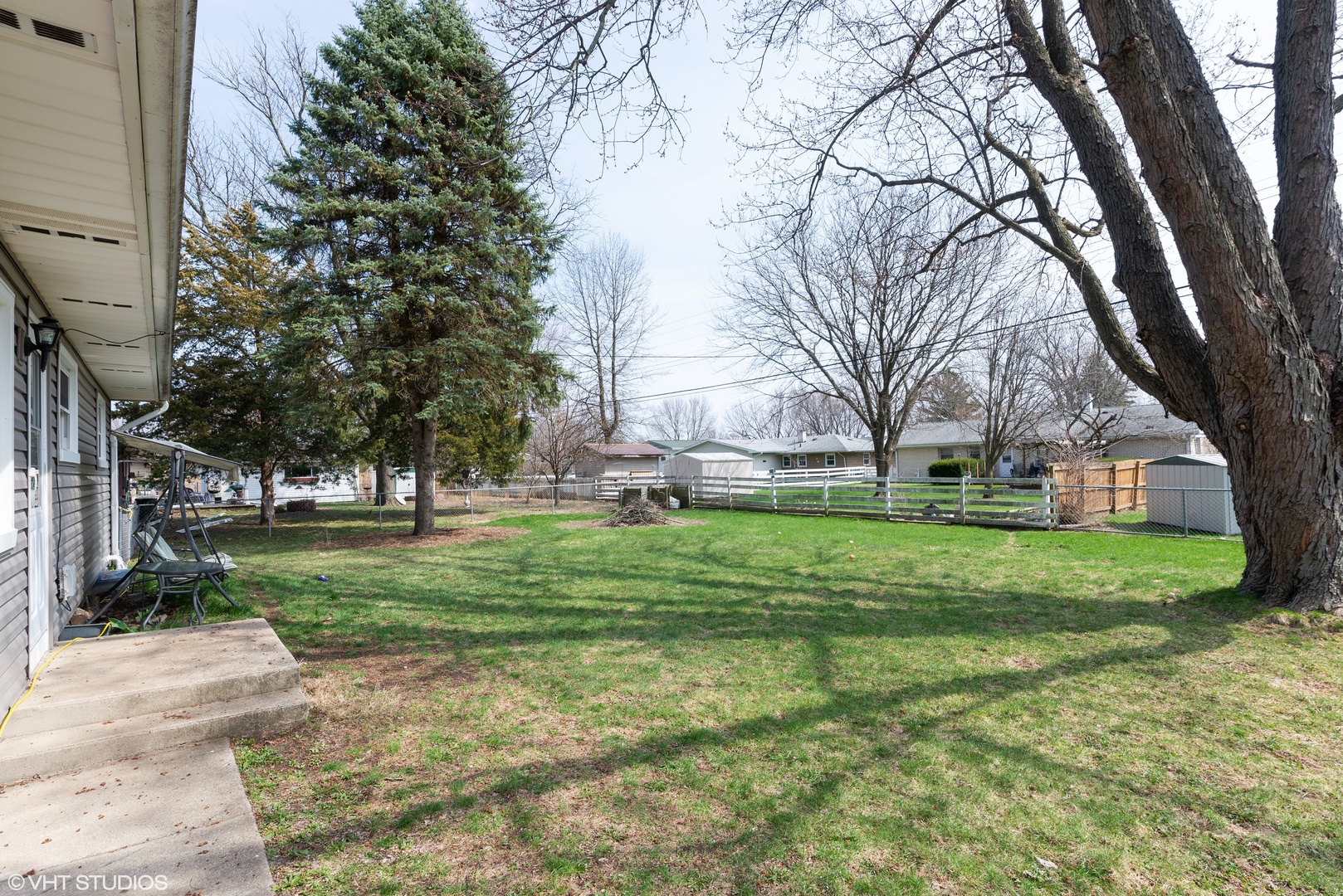 404 Cleveland Avenue Rochelle, IL 61068 - Photo 14 of 16