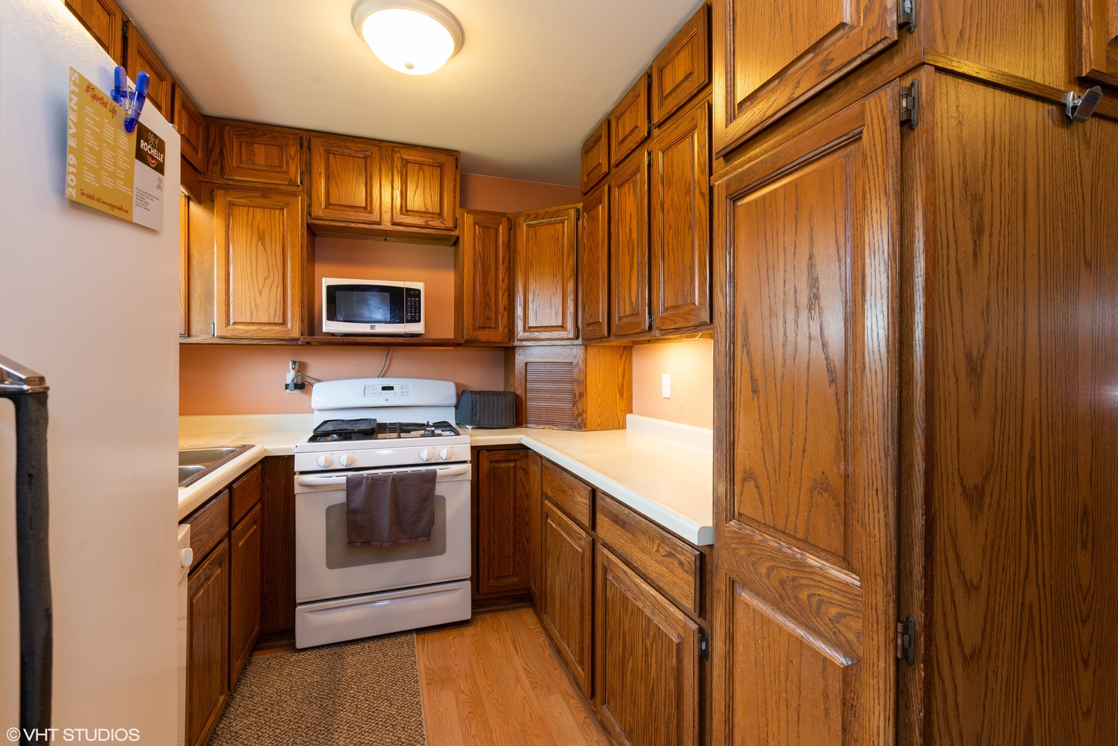 404 Cleveland Avenue Rochelle, IL 61068 - Photo 4 of 16