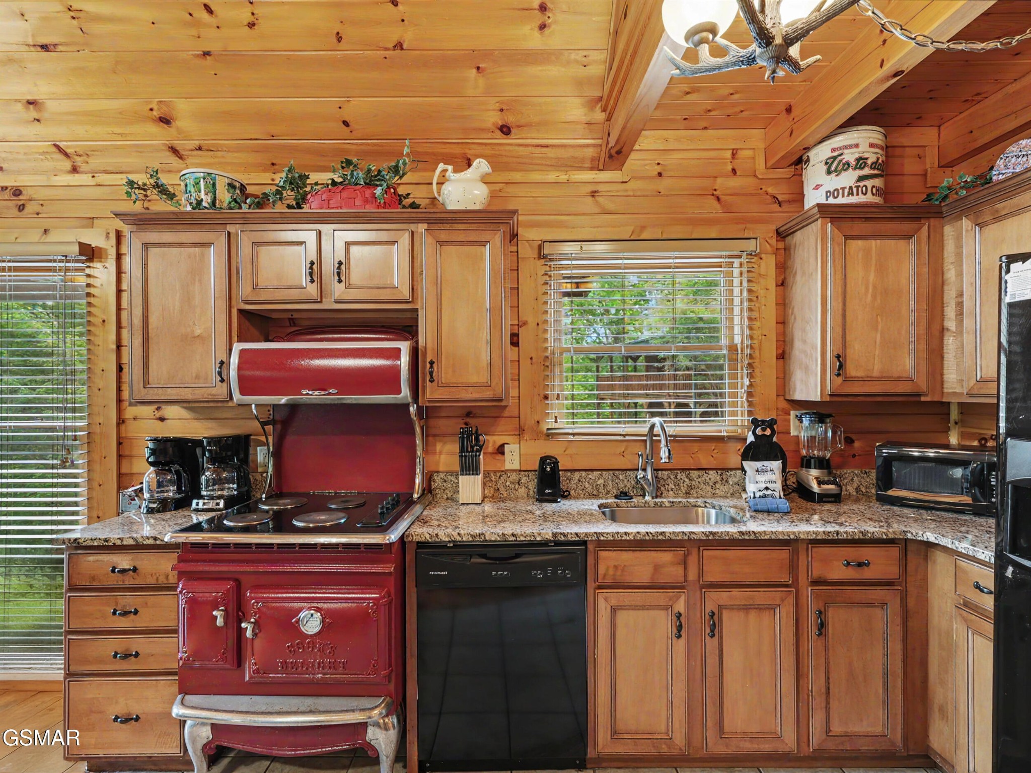 755 Glory Ridge Way Gatlinburg, TN 37738 - Photo 9 of 32 Gallery Image 9