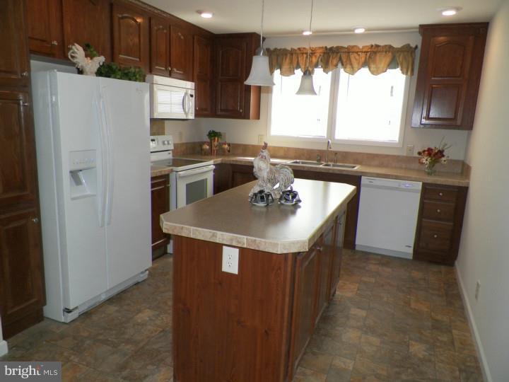 430 Running Brook Road North Wales, PA 19454 - Photo 3 of 15 Kitchen
