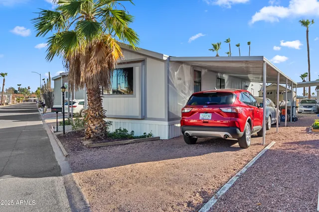 a view of outdoor space yard and patio