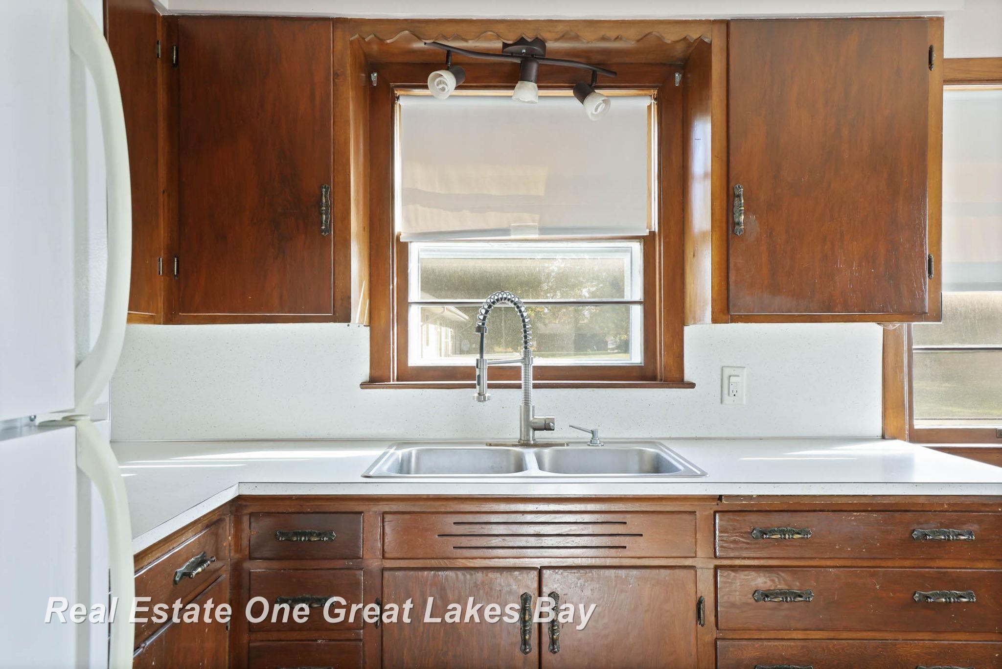 12858 Wadsworth Road Reese, MI 48757 - Photo 13 of 50