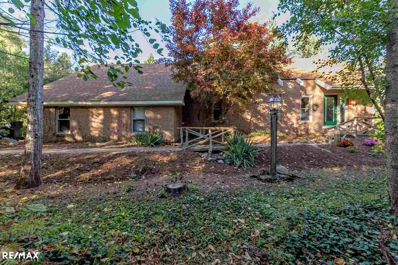 156 Shadywood Road Rochester Hills, MI 48307 - Photo 1 of 43