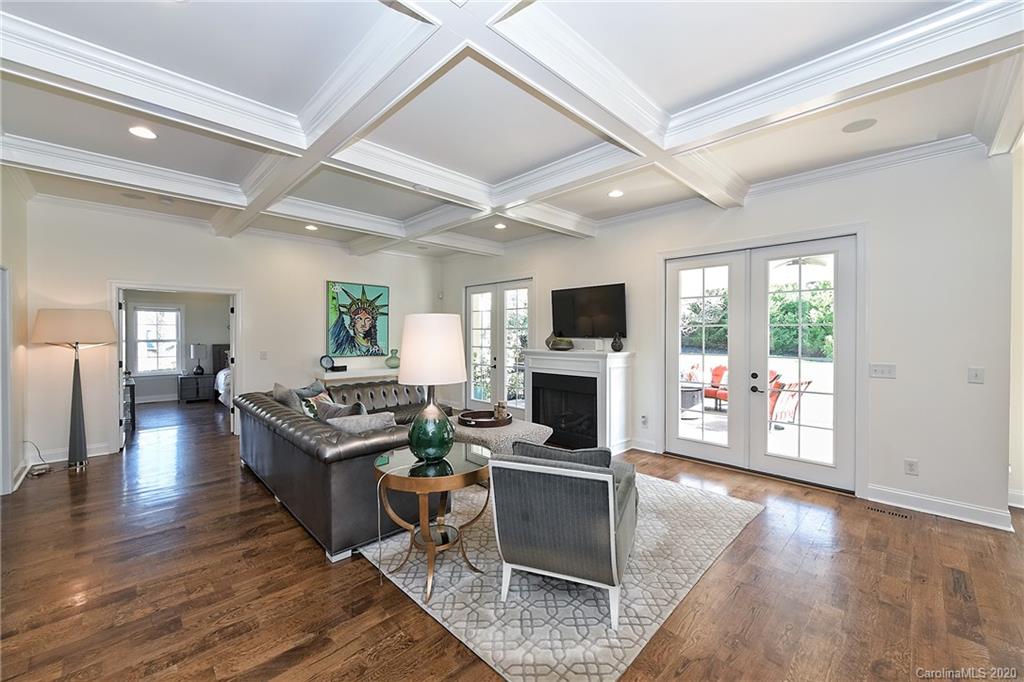 2439 Sharon Road Charlotte, NC 28211 - Photo 11 of 43