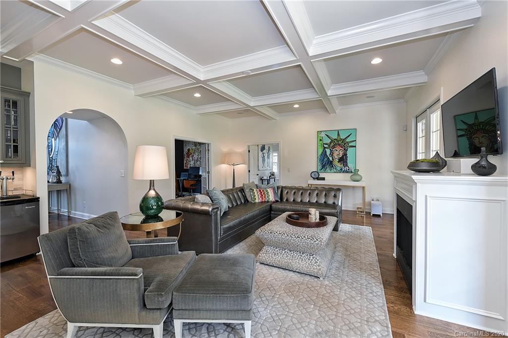 2439 Sharon Road Charlotte, NC 28211 - Photo 15 of 43