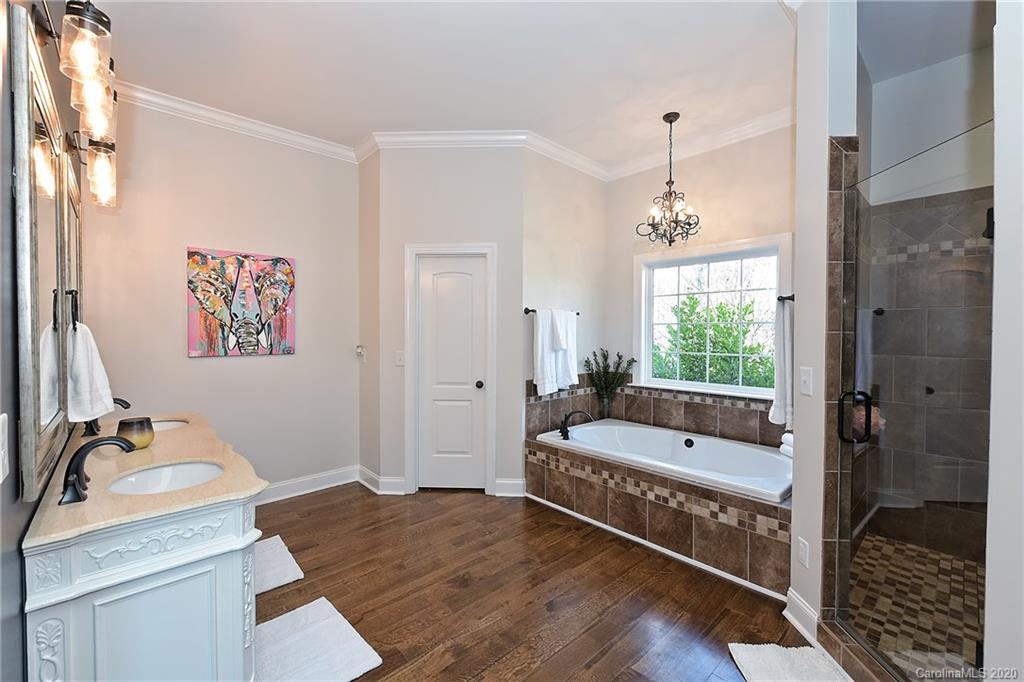2439 Sharon Road Charlotte, NC 28211 - Photo 25 of 43