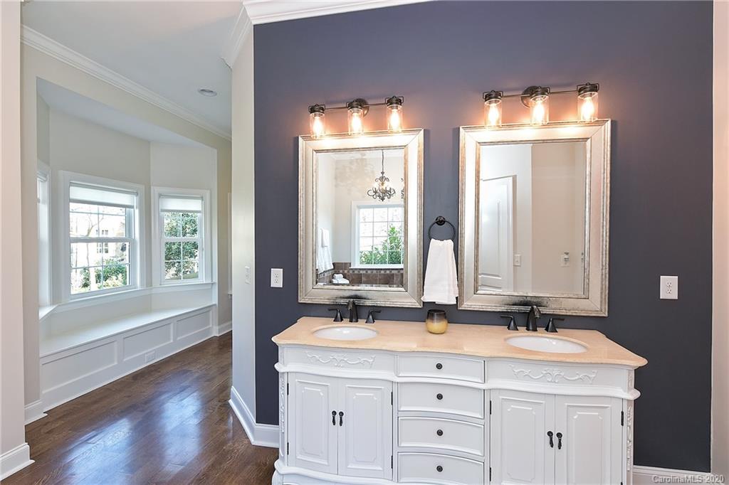 2439 Sharon Road Charlotte, NC 28211 - Photo 27 of 43