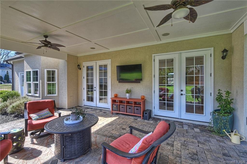 2439 Sharon Road Charlotte, NC 28211 - Photo 39 of 43