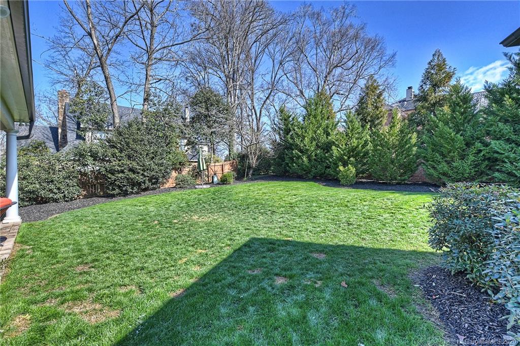 2439 Sharon Road Charlotte, NC 28211 - Photo 41 of 43