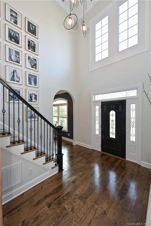 2439 Sharon Road Charlotte, NC 28211 - Photo 6 of 43