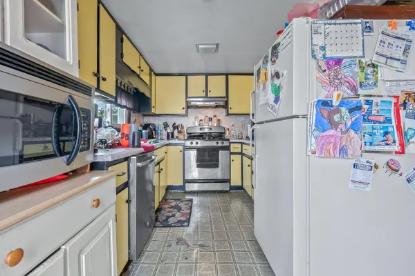 $189,900 | 67 East Pierce Street, Coldwater, MI 49036